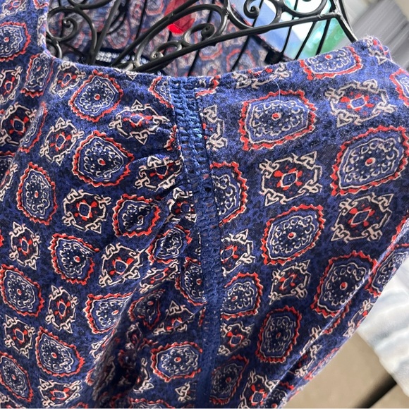 Lucky Brand Blue and Purple Blouse with Relaxed Fit (1-099) - Picture 8 of 9